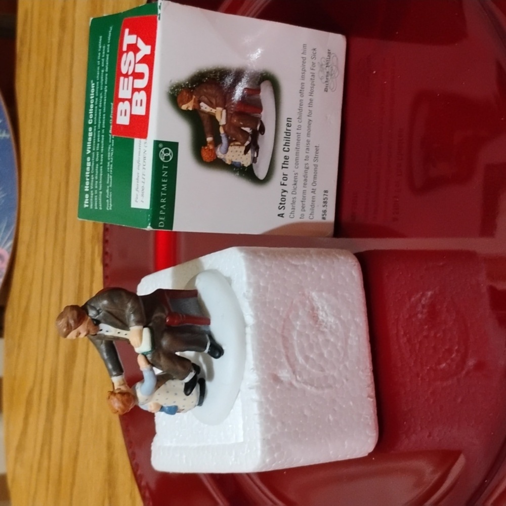 Heritage Dicken's Village Figurine - A Story For The Children